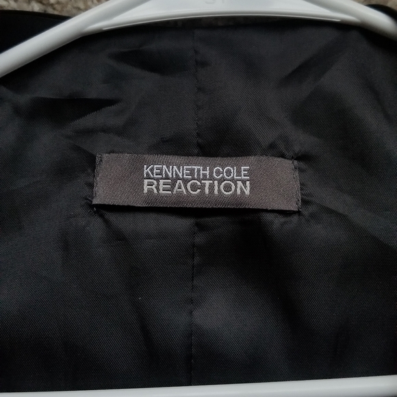Kenneth Cole Reaction Dress Vest - Picture 2 of 4